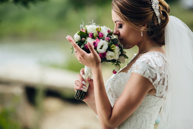 Elegant and Inexpensive Wedding Flower Ideas